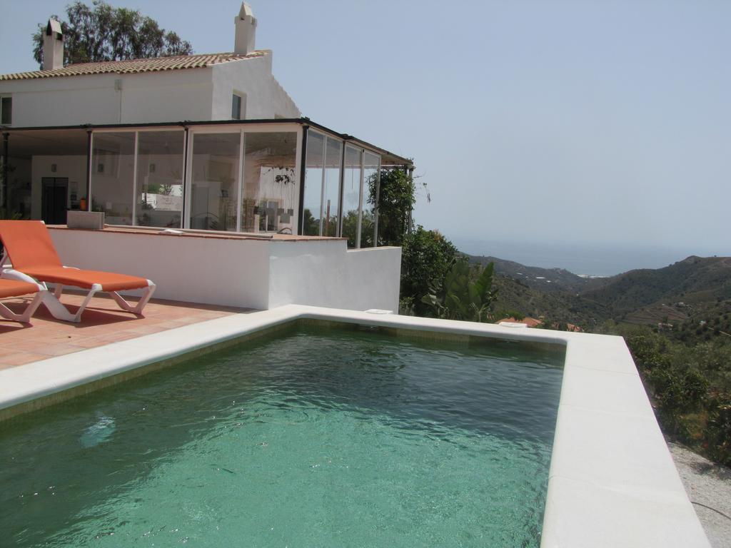 Casa Los Dos (Adults Only) Sayalonga Eksteriør billede